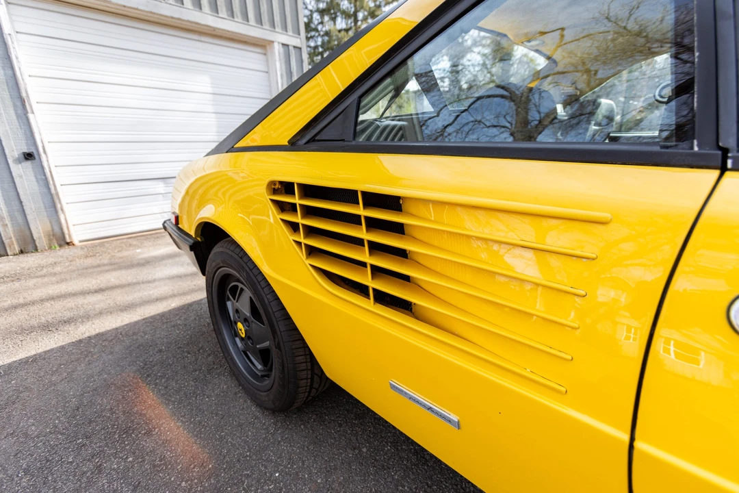 1982 Ferrari Mondial 8 - Image 30 of 31