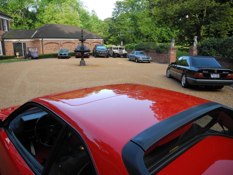 1982 Ferrari Mondial 8 - Image 27 of 31