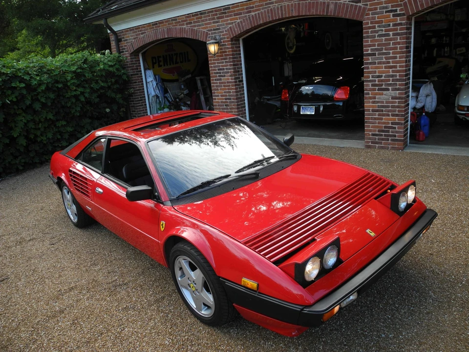 1982 Ferrari Mondial 8 - Image 2 of 31