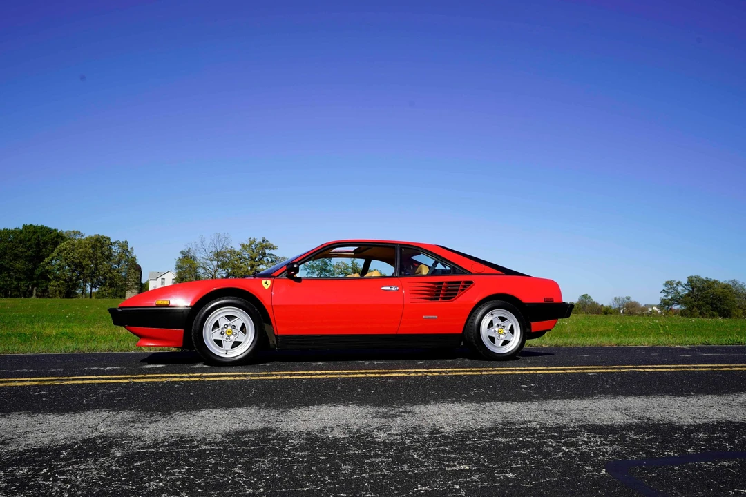 1982 Ferrari Mondial 8 - Image 17 of 31