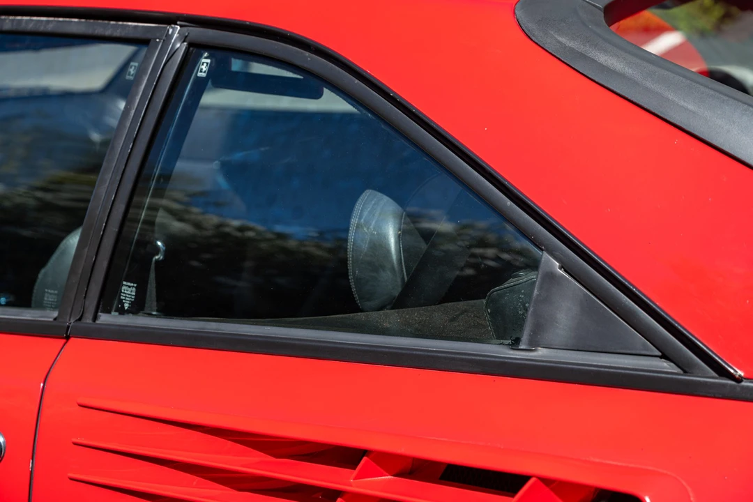 1982 Ferrari Mondial 8 - Image 21 of 31