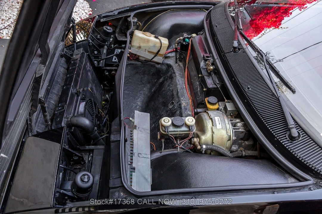 1982 Ferrari Mondial 8 - Image 28 of 31