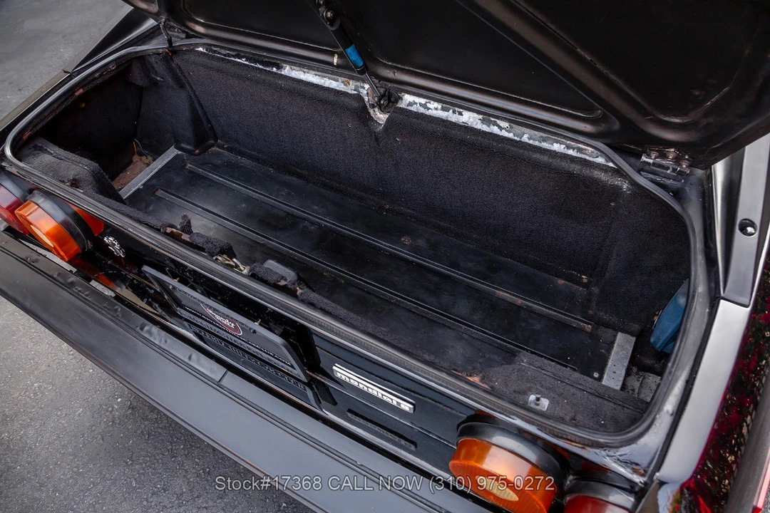 1982 Ferrari Mondial 8 - Image 26 of 31