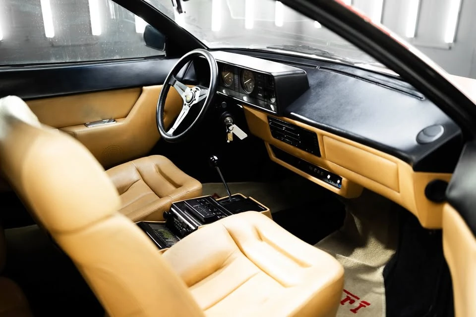 1982 Ferrari Mondial 8 - Image 13 of 18
