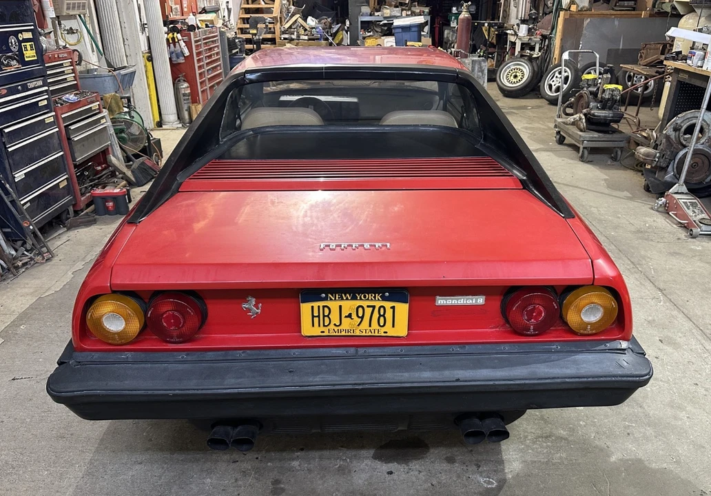 1982 Ferrari Mondial - Image 2 of 21