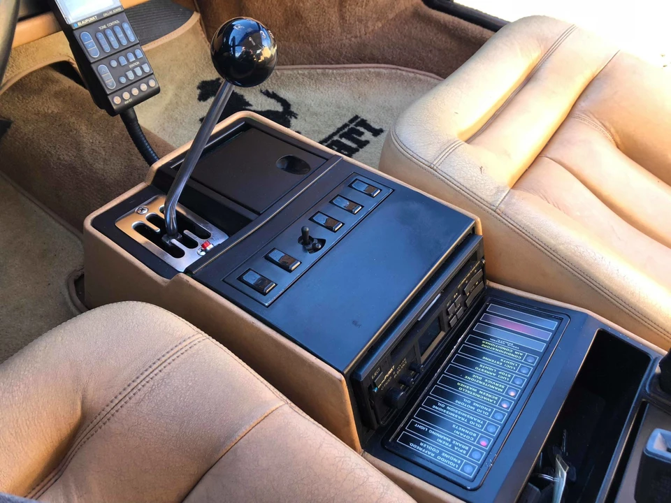 1982 Ferrari Mondial - Image 21 of 31