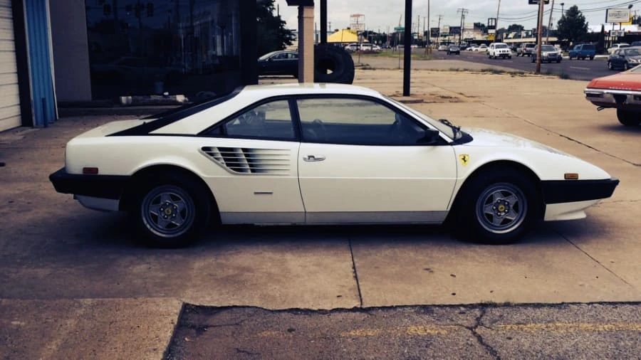 1982 Ferrari Mondial - Image 2 of 4