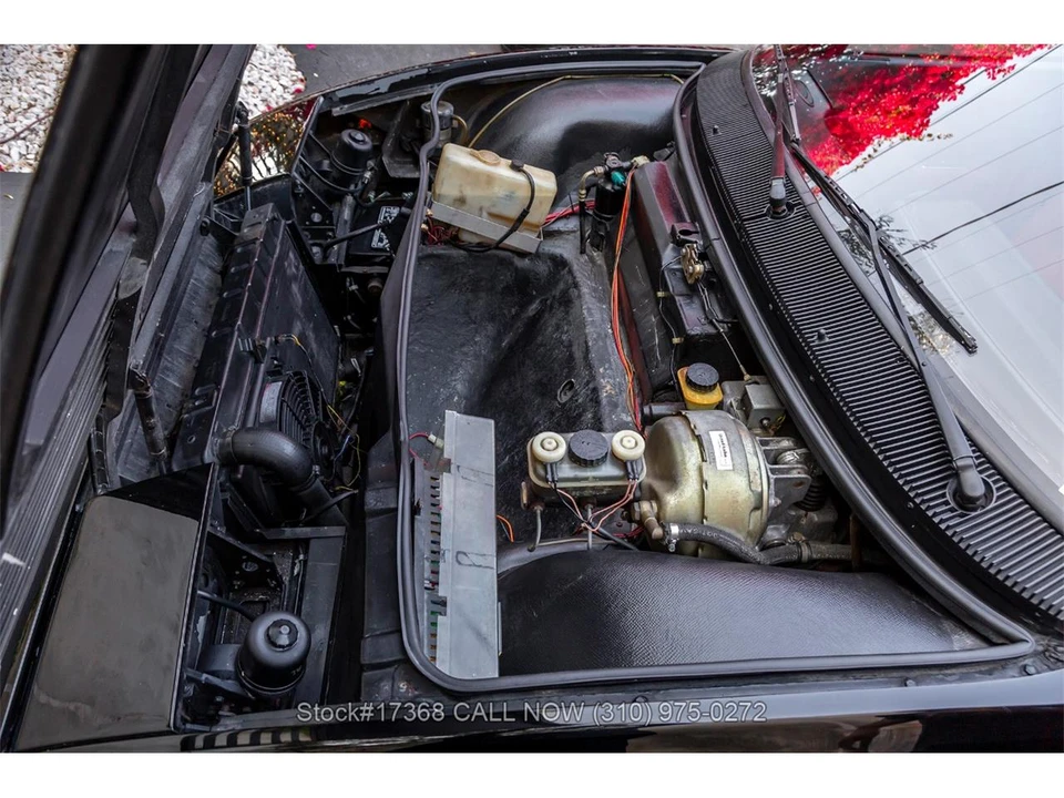 1982 Ferrari Mondial 8 - Image 26 of 31
