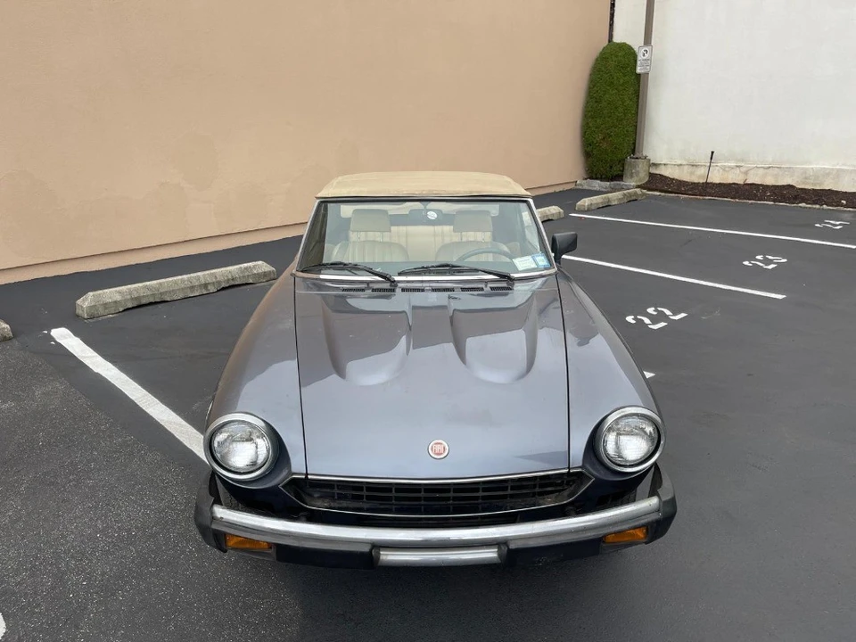 1982 Fiat 124 Sport Spider - Image 4 of 8