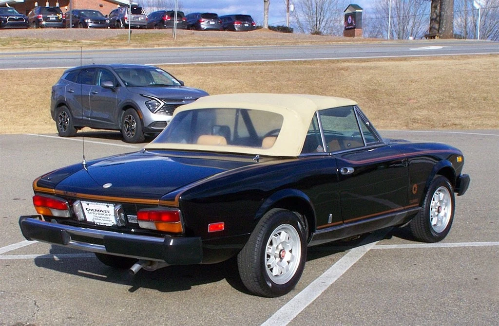 1982 Fiat 124 Sport Spider - Image 4 of 31