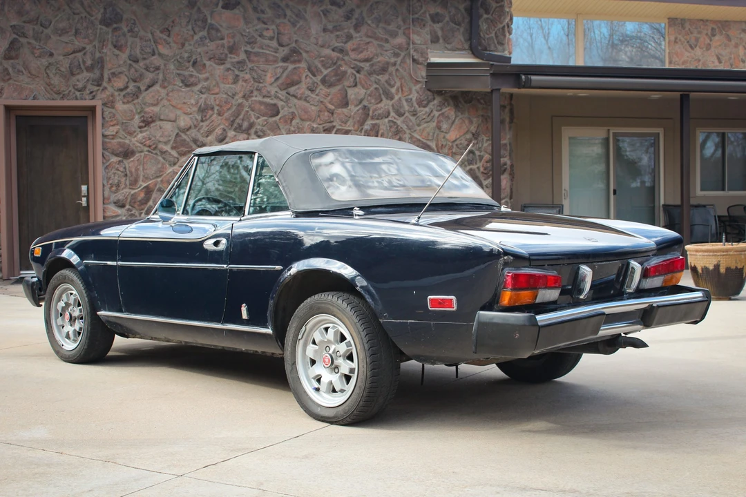 1982 Fiat 124 Sport Spider - Image 7 of 31