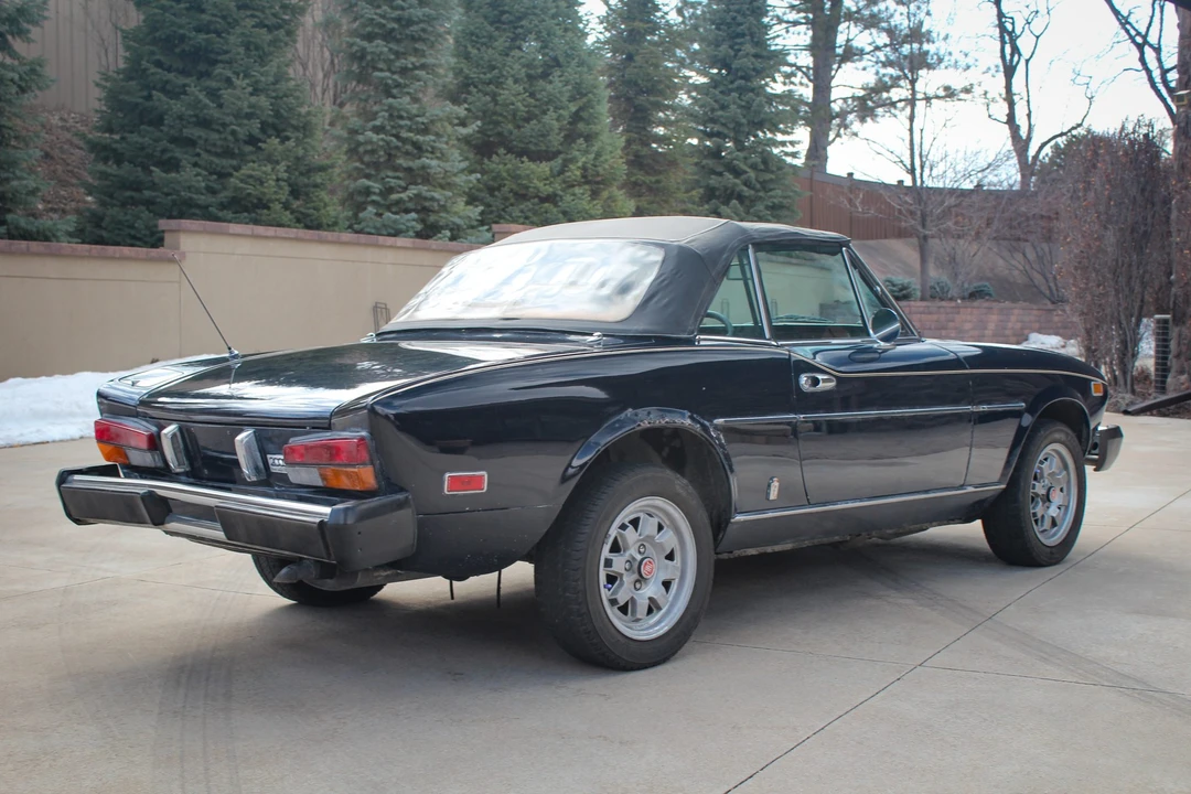 1982 Fiat 124 Sport Spider - Image 10 of 31