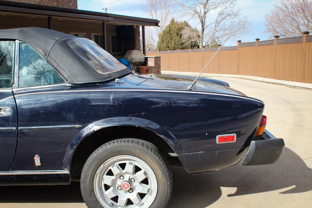 1982 Fiat 124 Sport Spider - Image 21 of 31