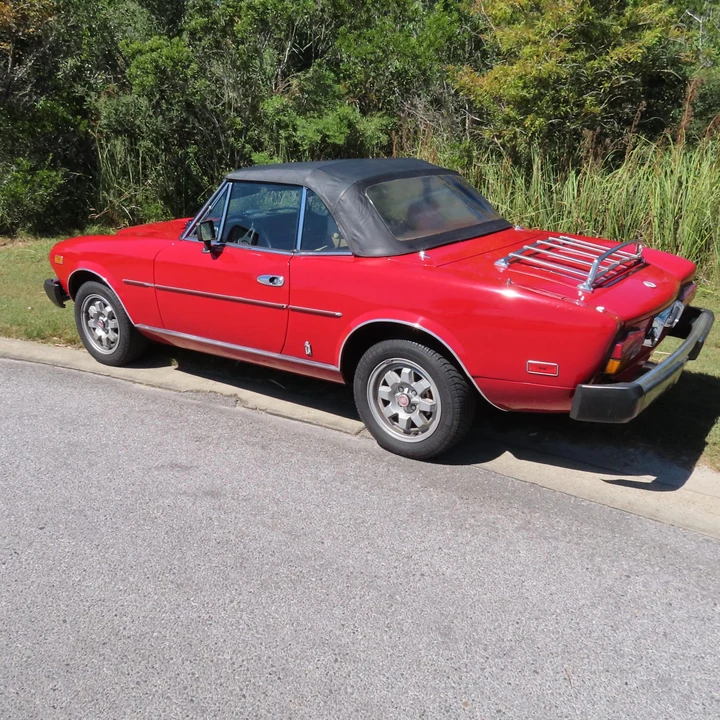1982 Fiat 124 Sport Spider - Image 20 of 31