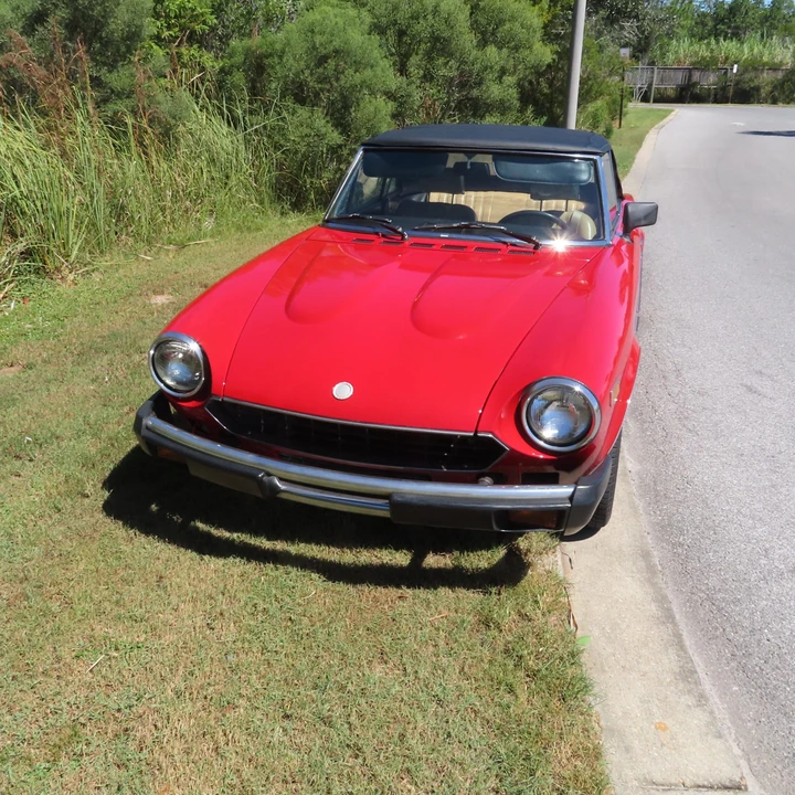 1982 Fiat 124 Sport Spider - Image 15 of 31