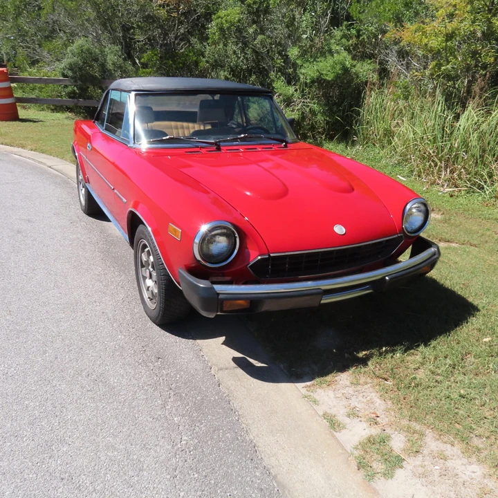1982 Fiat 124 Sport Spider - Image 29 of 31