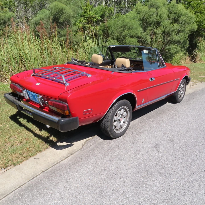 1982 Fiat 124 Sport Spider - Image 8 of 31