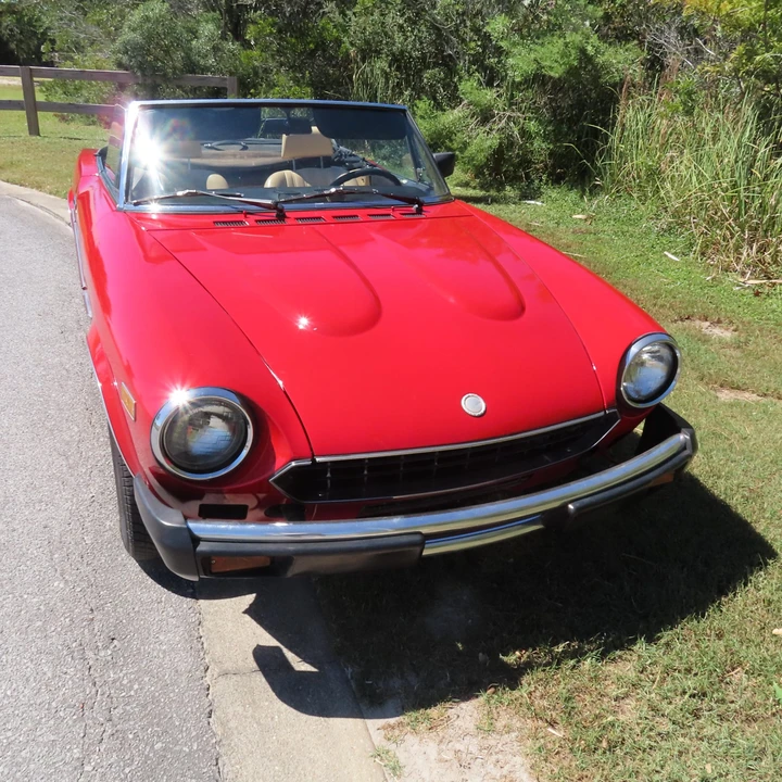 1982 Fiat 124 Sport Spider - Image 14 of 31
