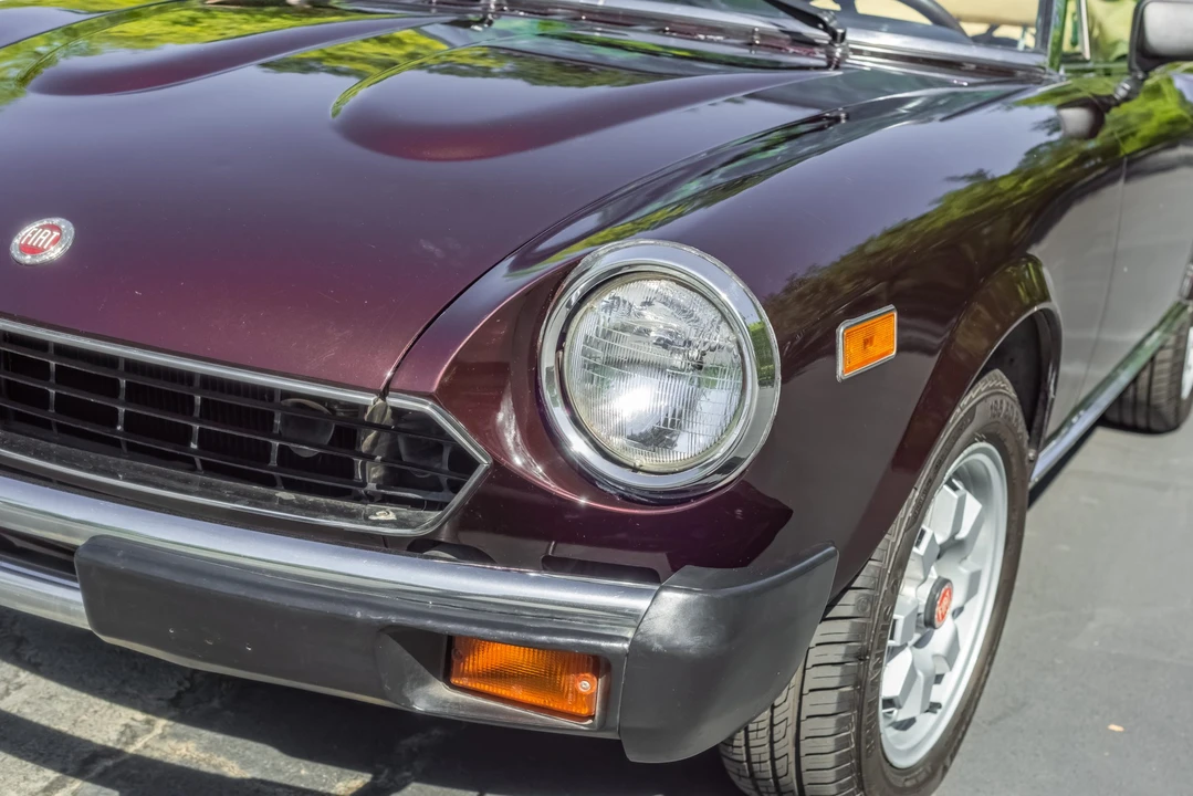 1982 Fiat 124 Sport Spider - Image 24 of 31