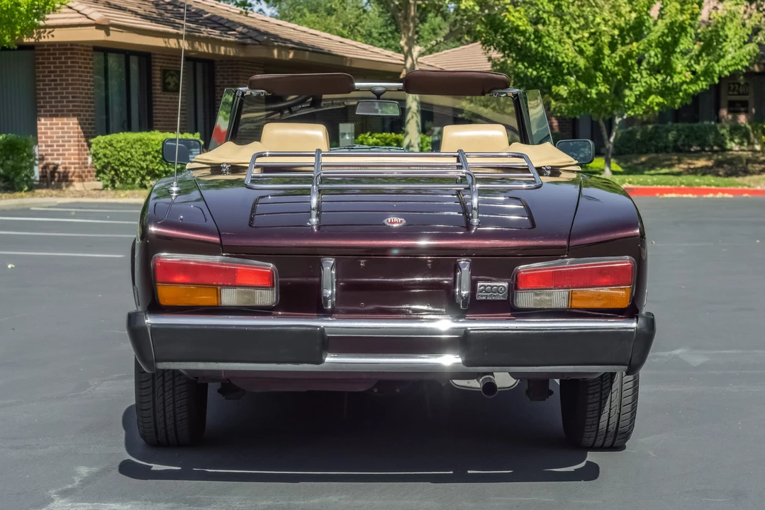 1982 Fiat 124 Sport Spider - Image 6 of 31