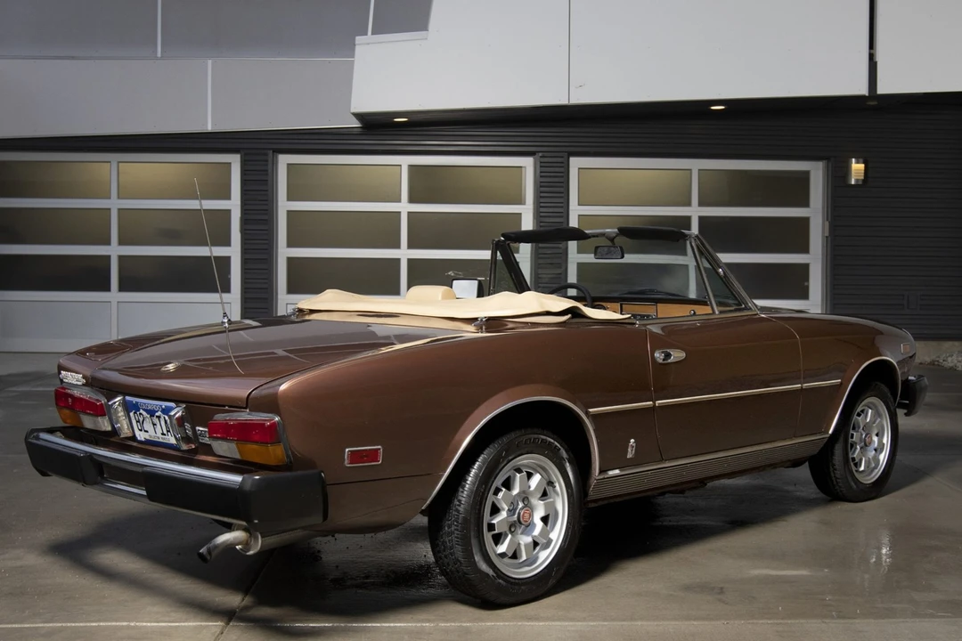 1982 Fiat 124 Sport Spider - Image 2 of 31