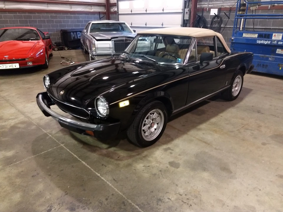 1982 Fiat 124 Sport Spider - Image 6 of 31