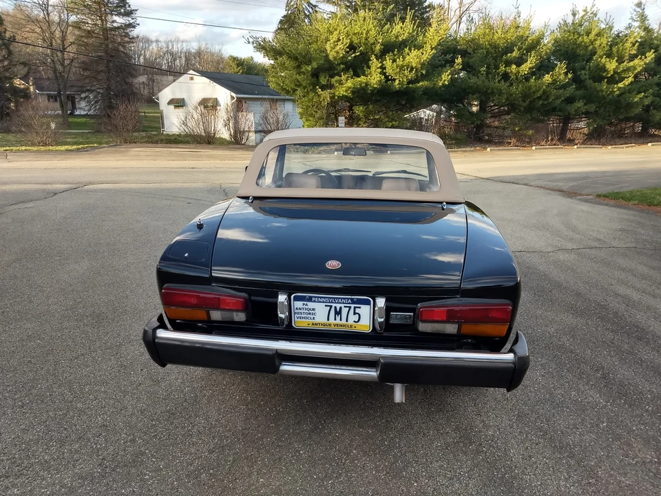 1982 Fiat 124 Sport Spider - Image 21 of 31