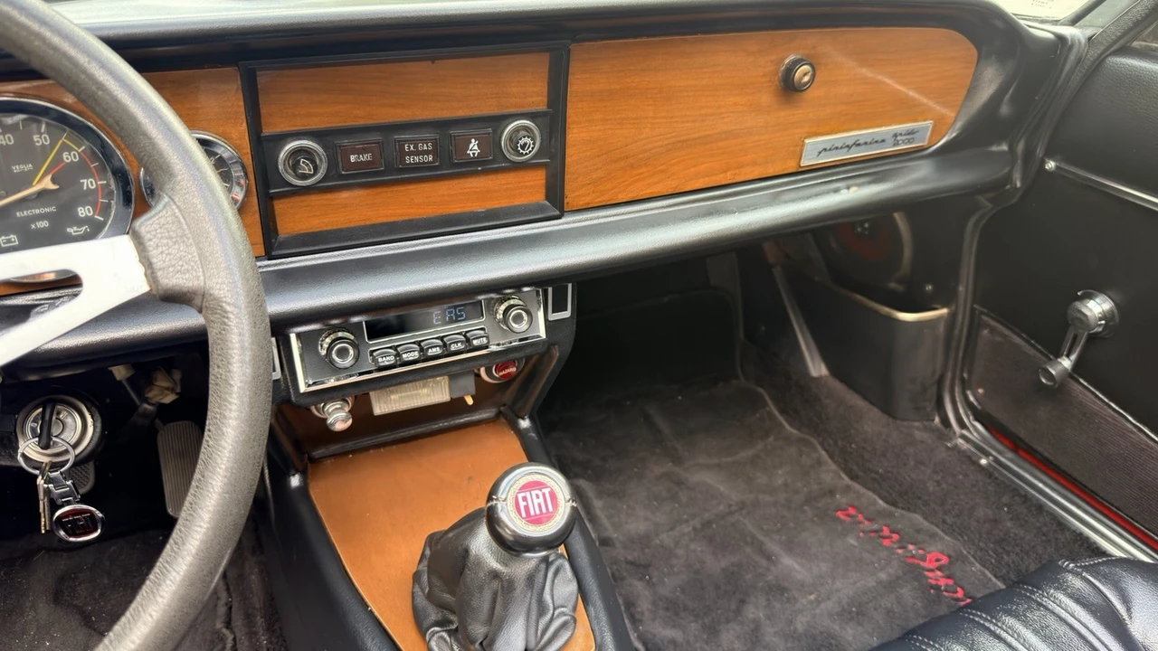 1982 Fiat 124 Sport Spider - Image 13 of 24