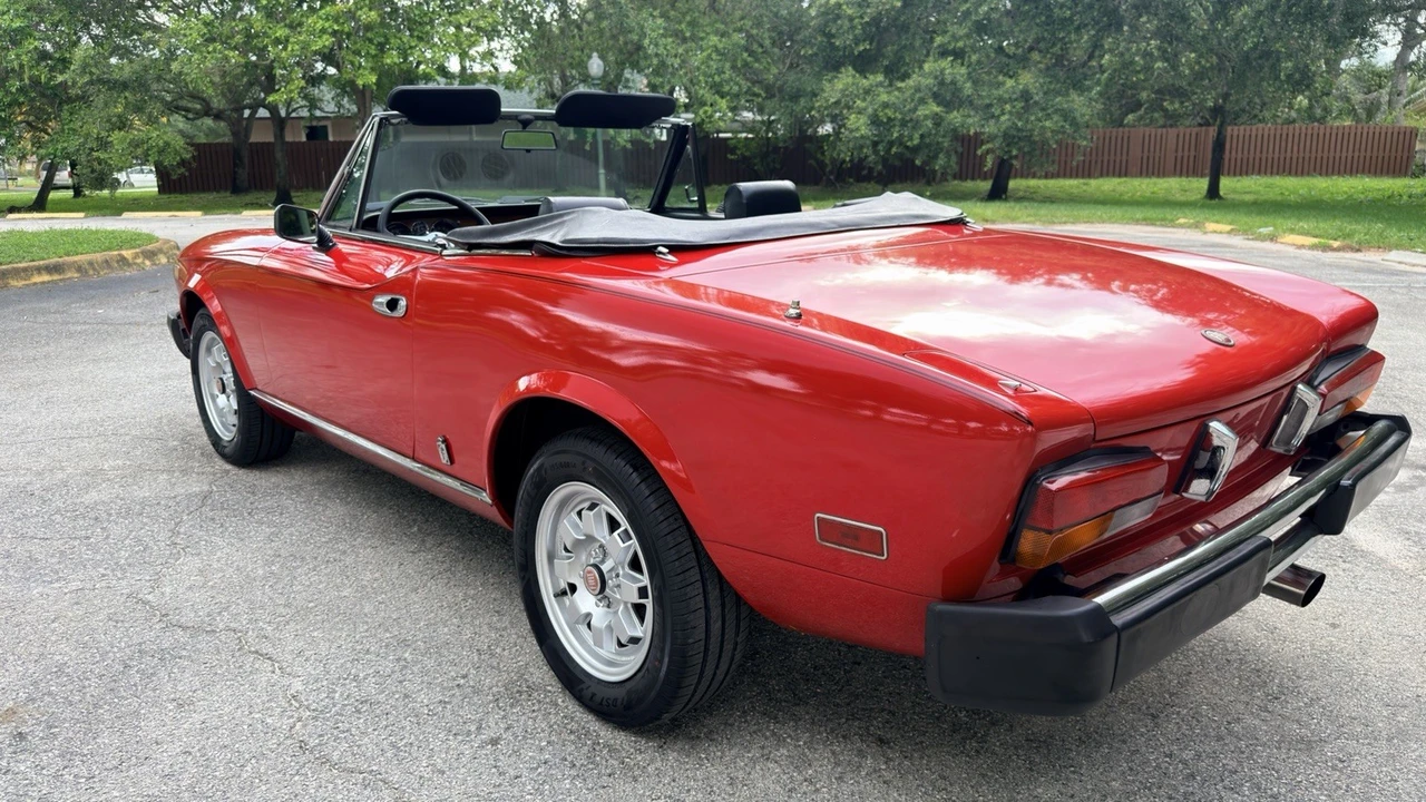 1982 Fiat 124 Sport Spider - Image 3 of 24