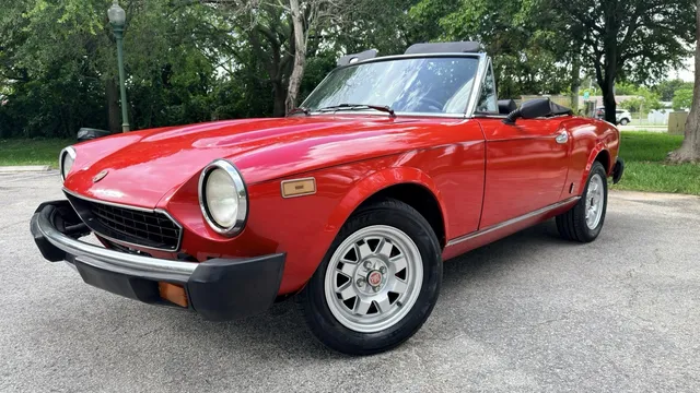 1982 Fiat 124 Spider SPIDER