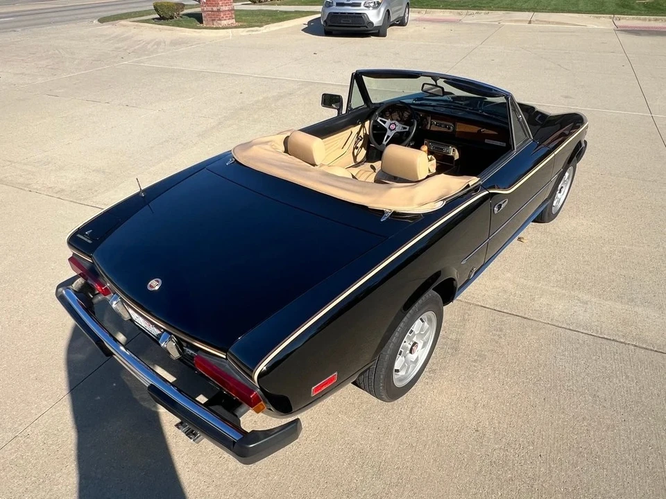 1982 Fiat 124 Sport Spider - Image 7 of 21
