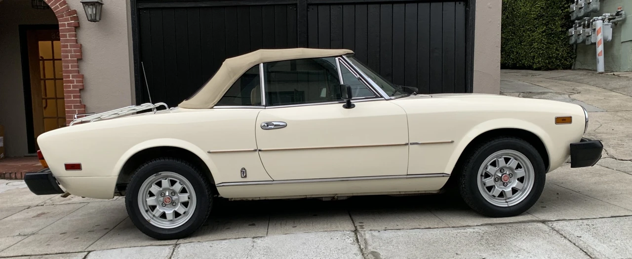 1982 Fiat 124 Sport Spider - Image 5 of 31