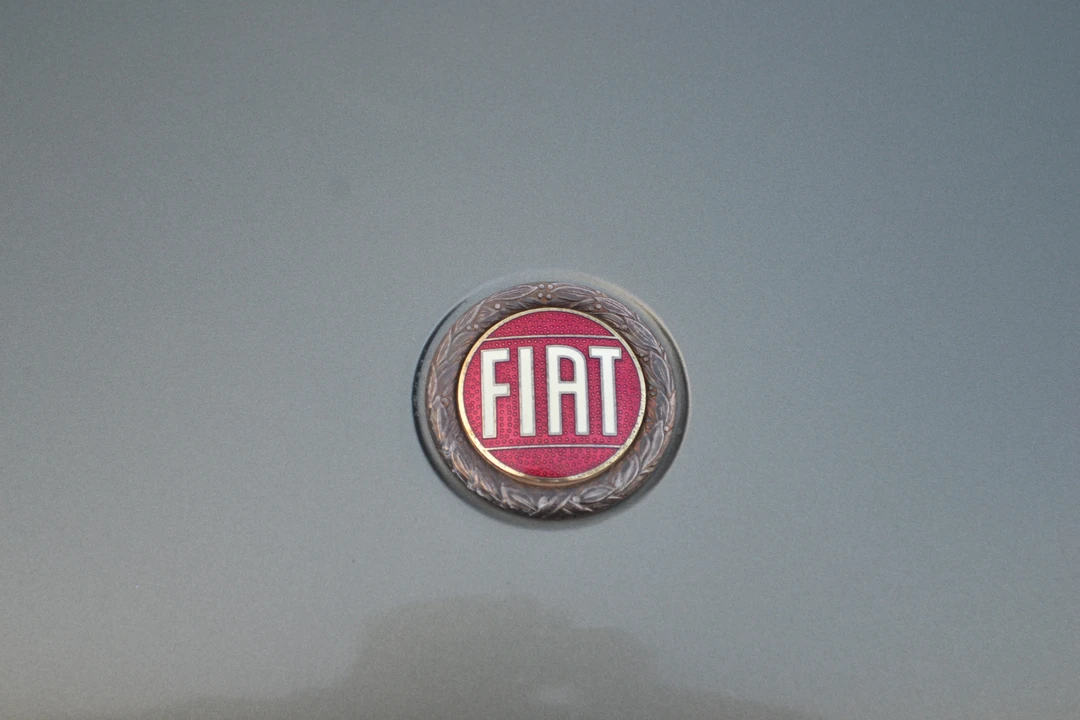1982 Fiat 124 Sport Spider - Image 28 of 31