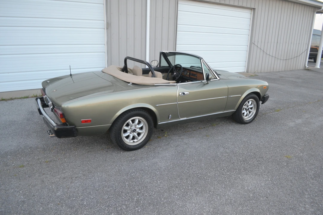 1982 Fiat 124 Sport Spider - Image 5 of 31