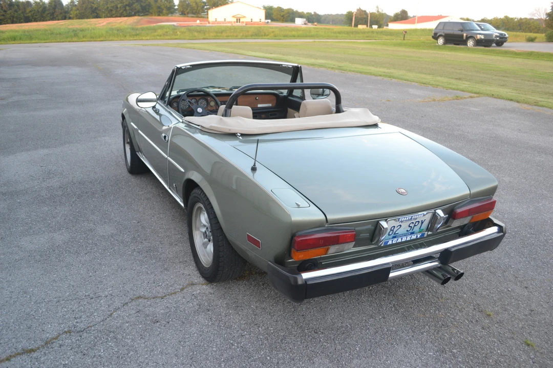 1982 Fiat 124 Sport Spider - Image 8 of 31