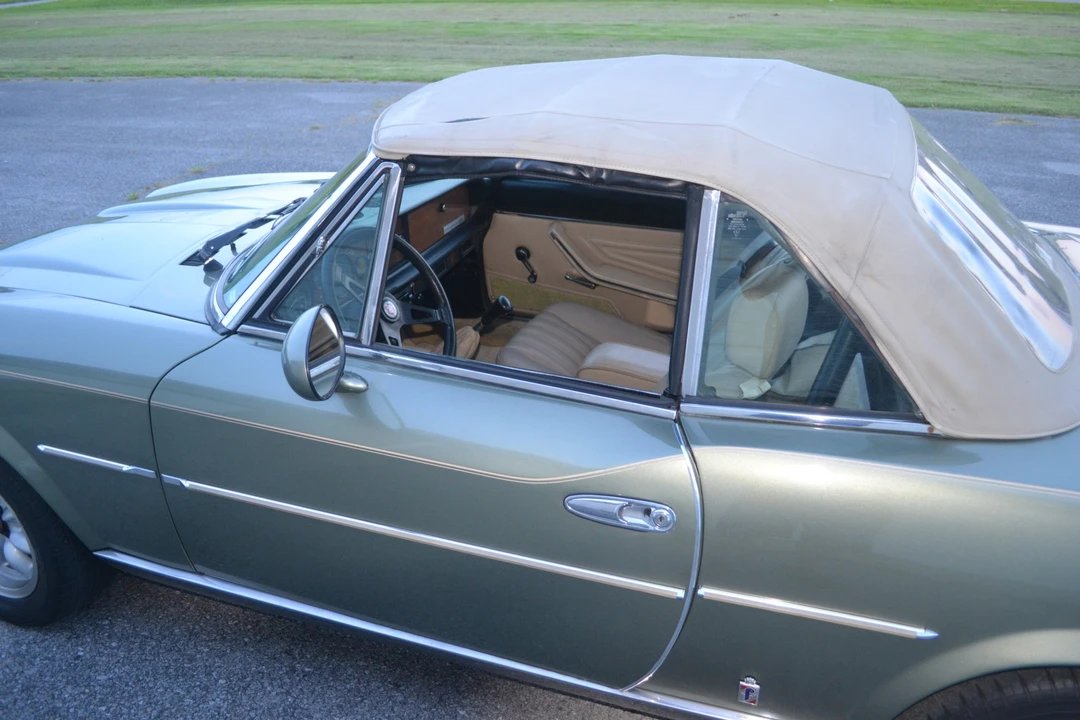 1982 Fiat 124 Sport Spider - Image 16 of 31