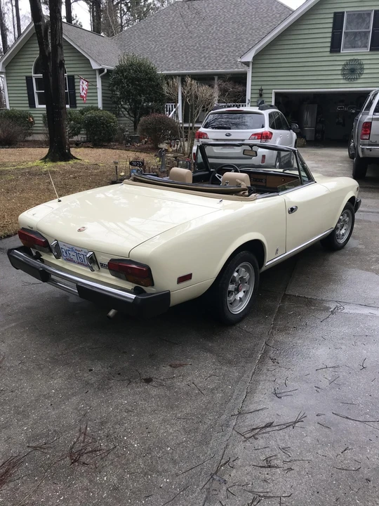 1982 Fiat 124 Sport Spider - Image 7 of 31