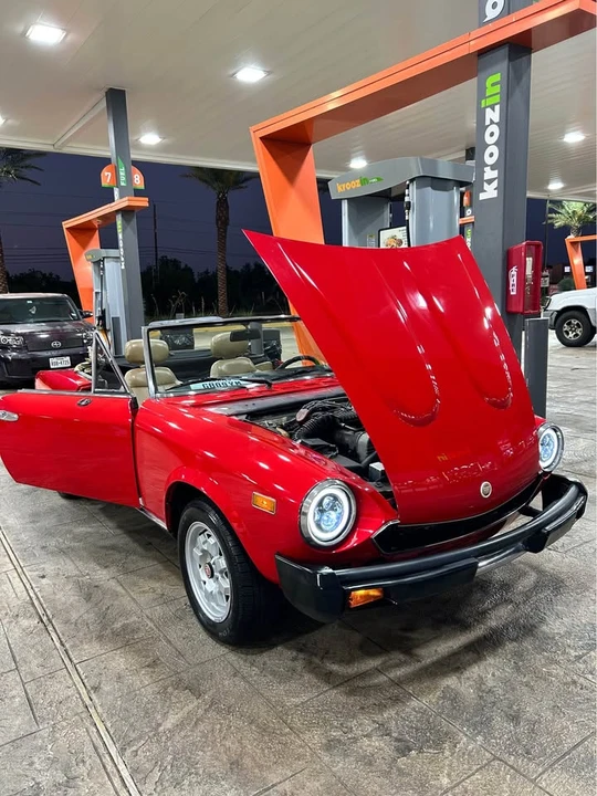 1982 Fiat 124 Sport Spider - Image 2 of 14