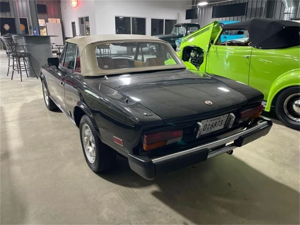 1982 Fiat 124 Sport Spider - Image 4 of 16