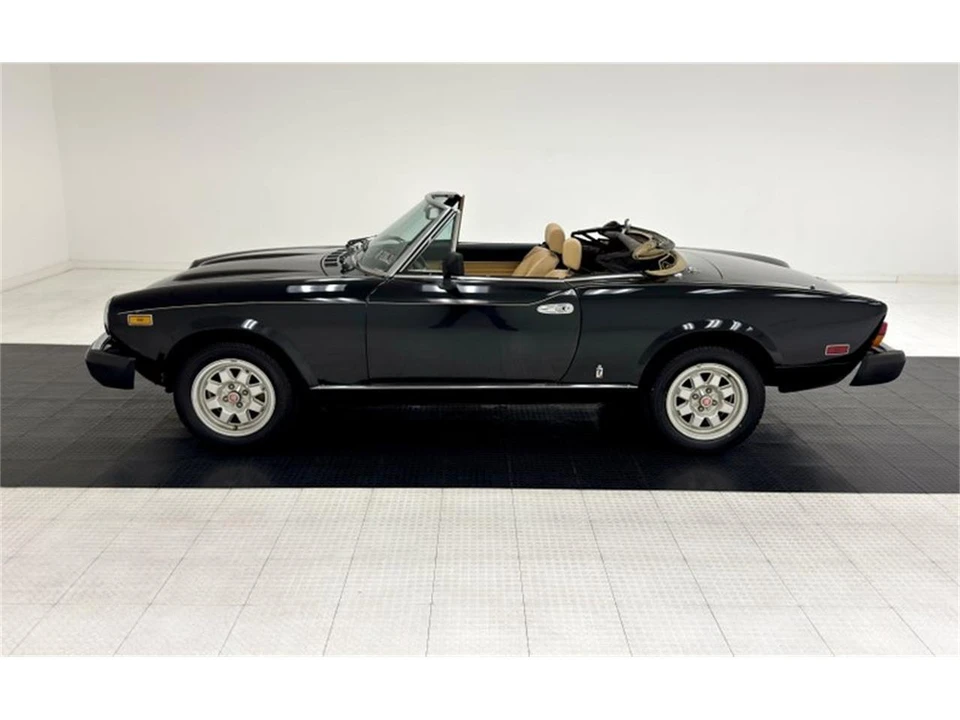 1982 Fiat - Image 4 of 31