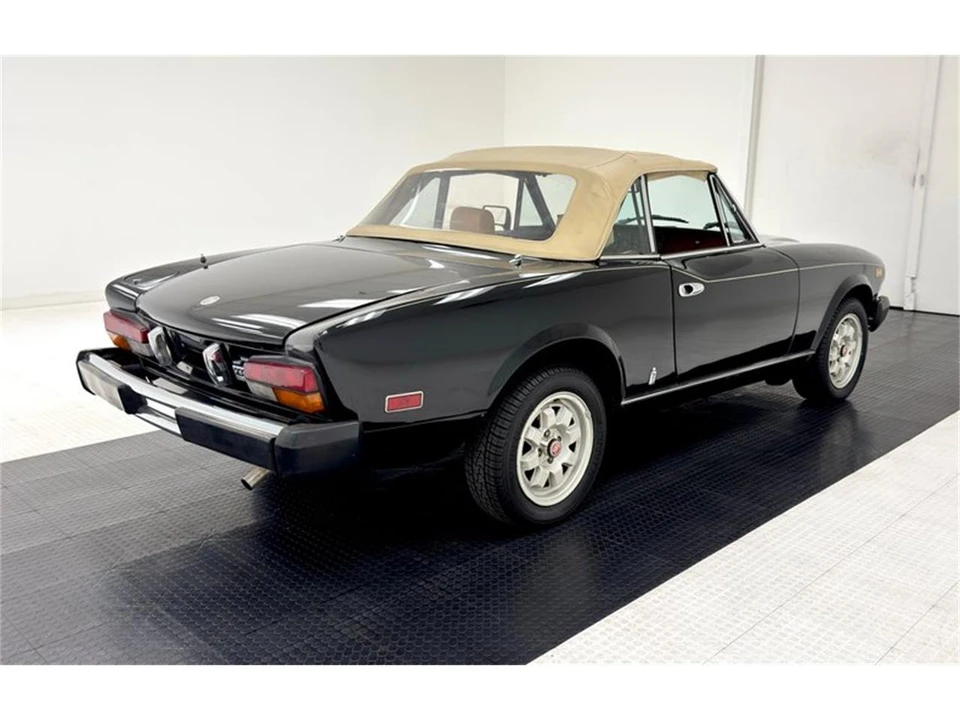 1982 Fiat - Image 8 of 31