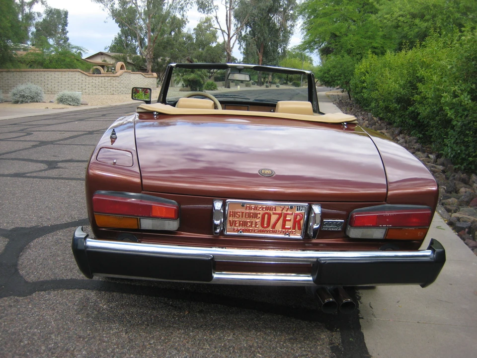 1982 Fiat 124 Sport Spider - Image 12 of 31