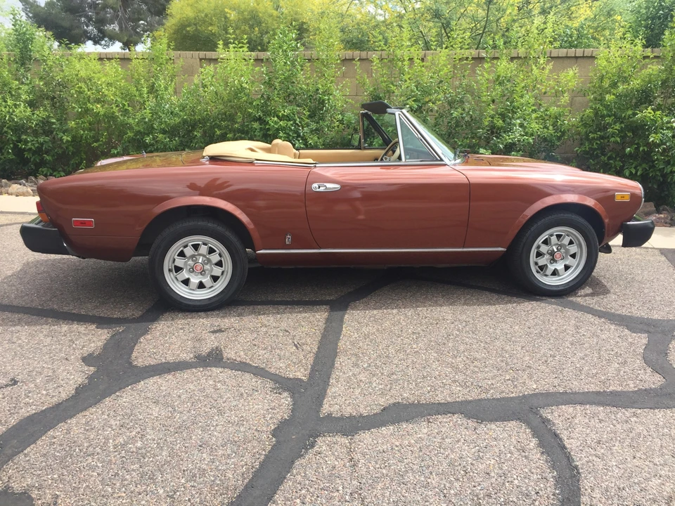 1982 Fiat 124 Sport Spider - Image 3 of 31