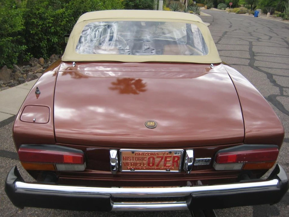 1982 Fiat 124 Sport Spider - Image 13 of 31