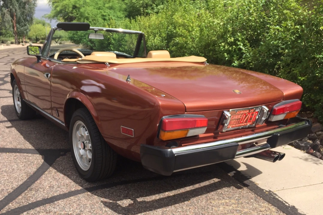 1982 Fiat 124 Sport Spider - Image 10 of 31