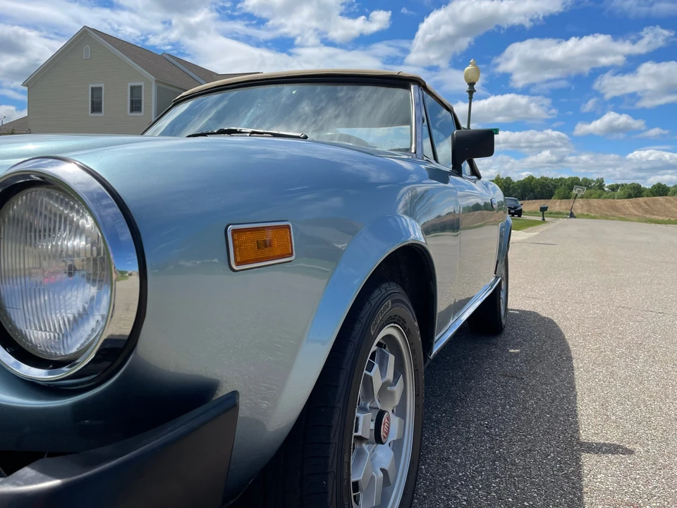 1982 Fiat 124 Sport Spider - Image 31 of 31