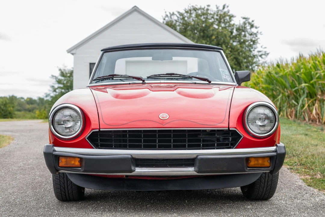 1982 Fiat 124 Sport Spider - Image 19 of 31