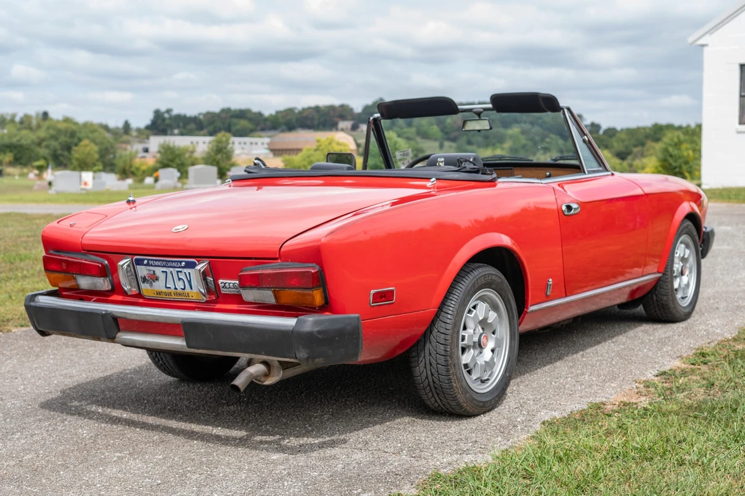 1982 Fiat 124 Sport Spider - Image 6 of 31