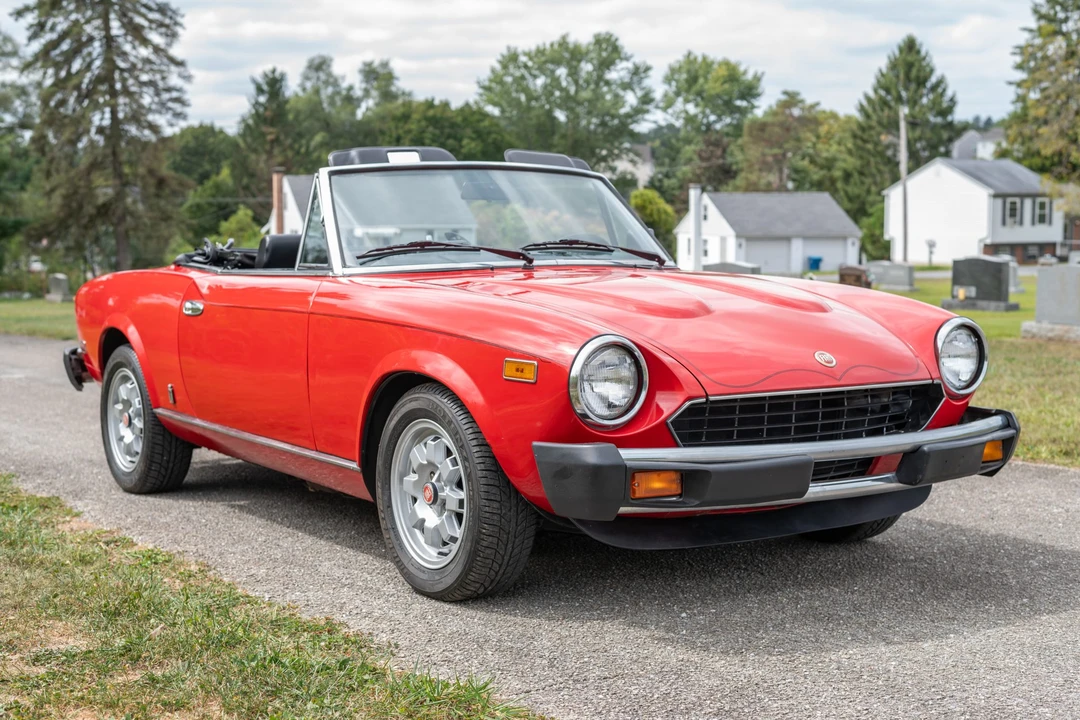 1982 Fiat 124 Sport Spider - Image 8 of 31