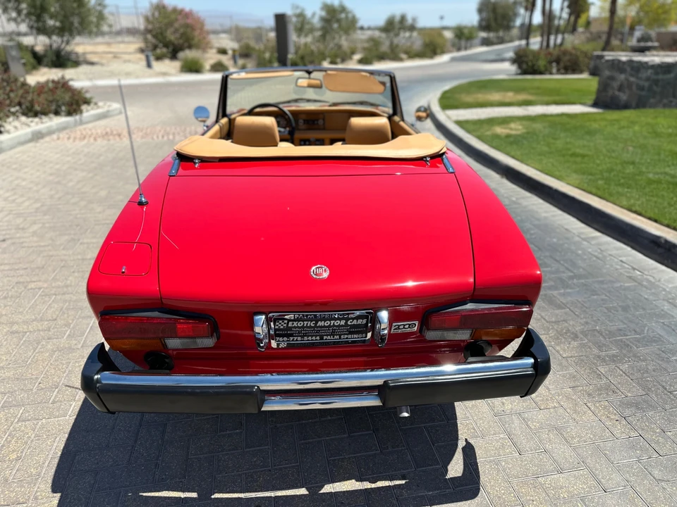 1982 Fiat 124 Sport Spider - Image 28 of 31